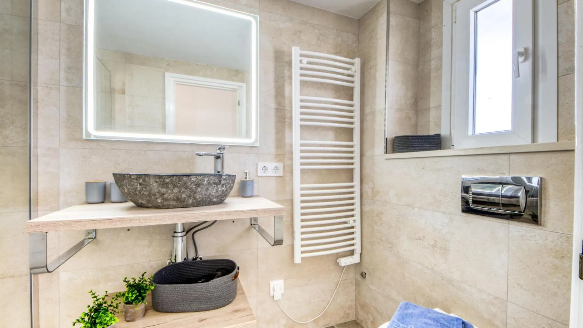 Apartment Puerto Rico By Interhome 艾姆布里亚布拉瓦 0*,  西班牙